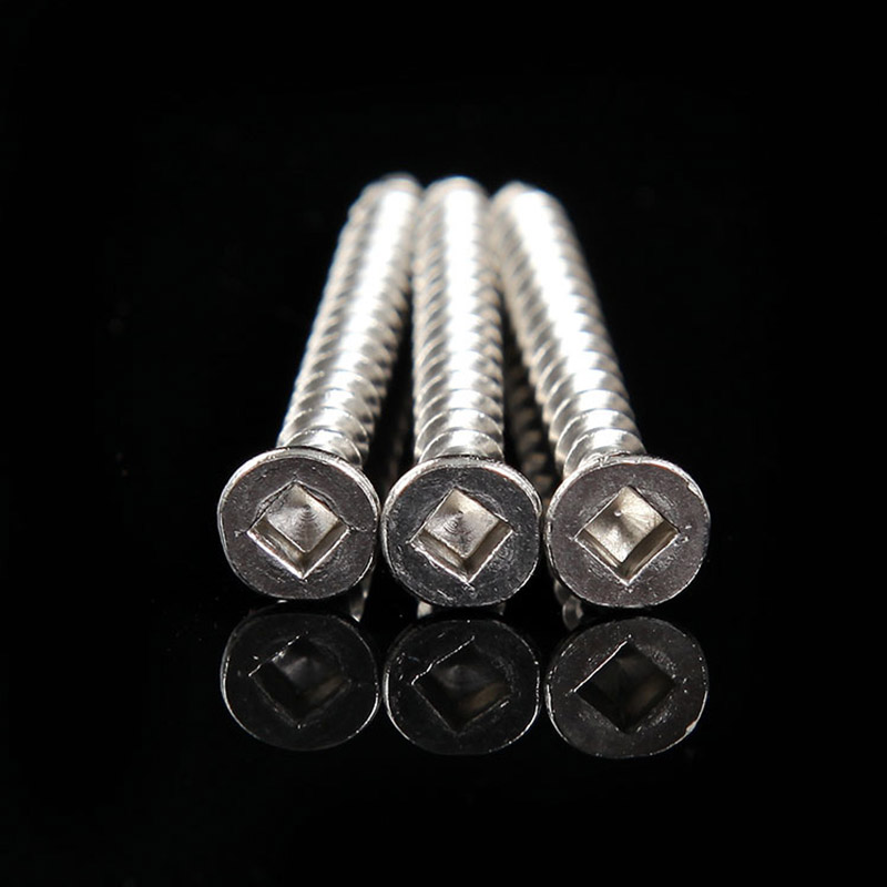 Sekrup countersunk lubang persegi